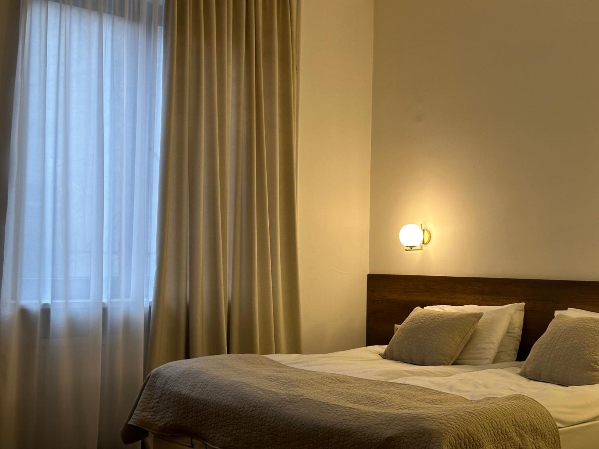 Alliance Hotel Tiflis Exterior foto