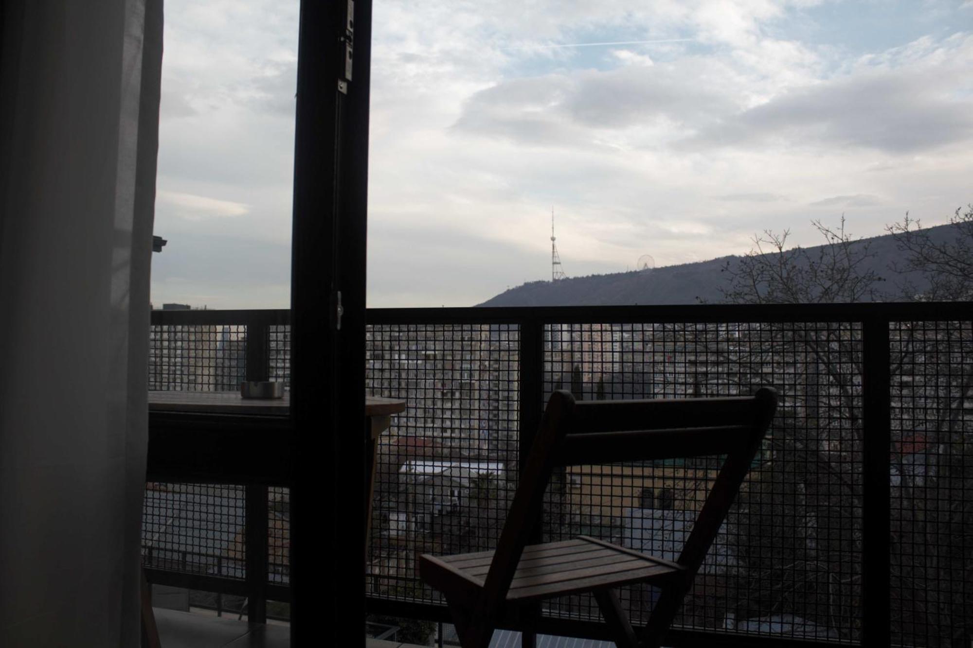 Alliance Hotel Tiflis Exterior foto