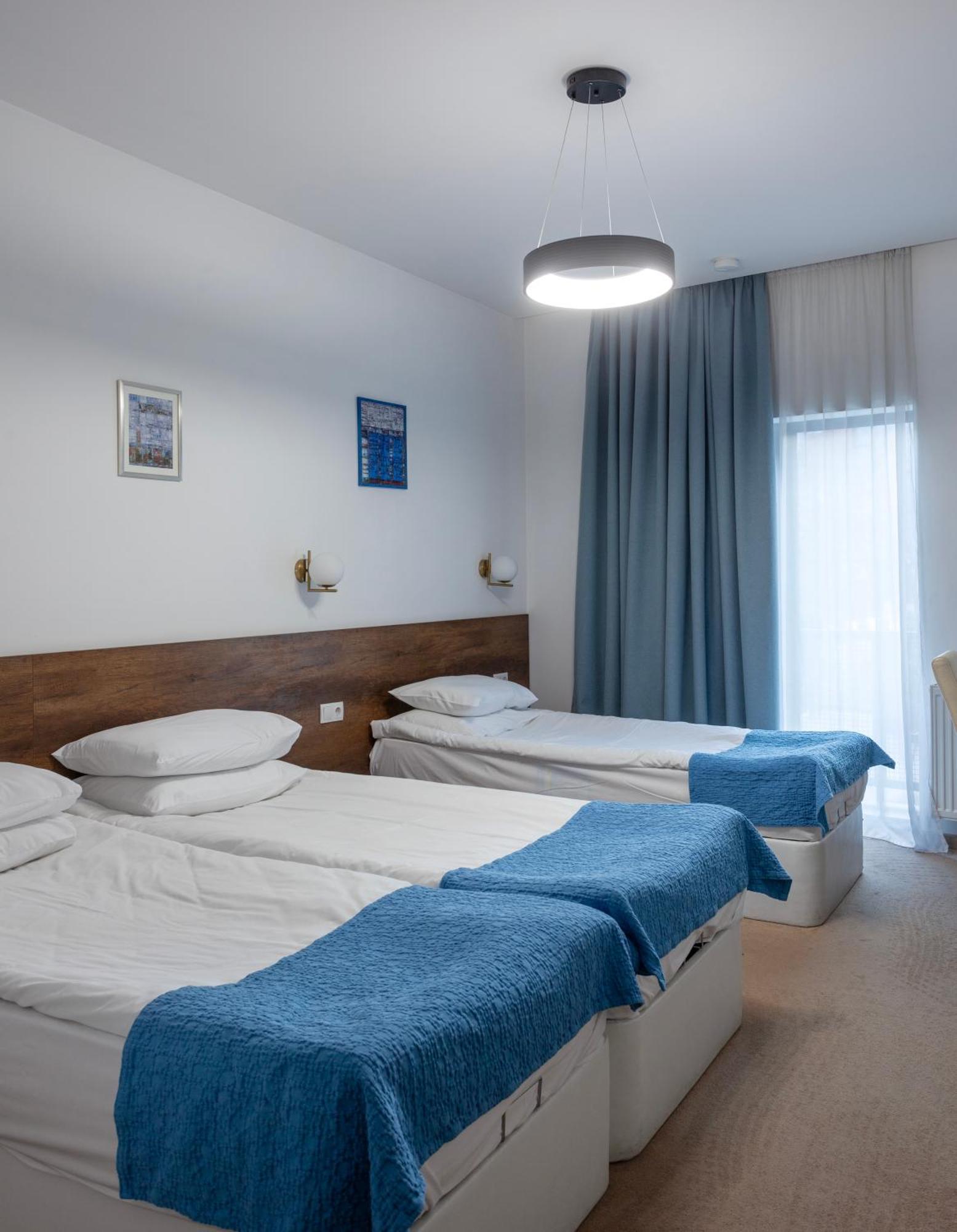Alliance Hotel Tiflis Exterior foto
