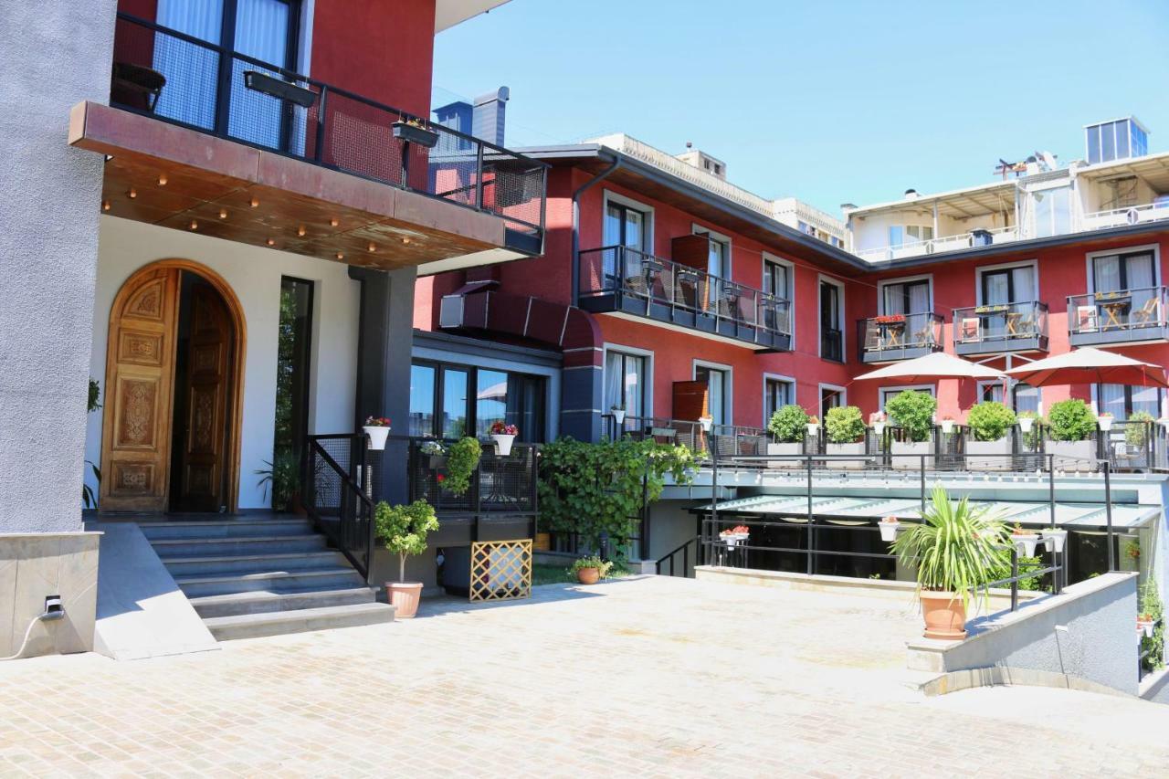 Alliance Hotel Tiflis Exterior foto